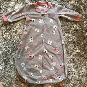 ❌SOLD❌3/$15 Carters 6-9 months fleece sleep sack